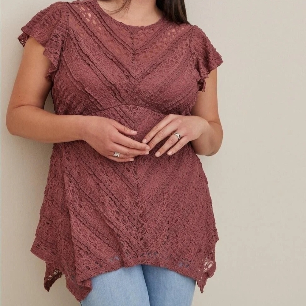 Torrid Lace Babydoll MauveAsymmetrical Blouse with Flutter Sleeves - 6 (6X)